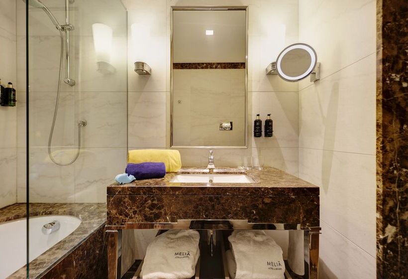 Семейный Номер, Meliá Genova