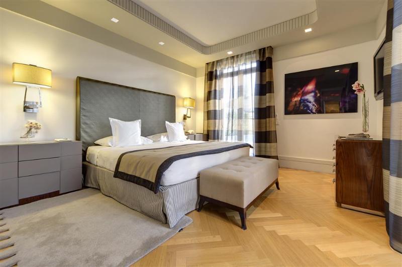 Номер Стандарт, Meliá Genova