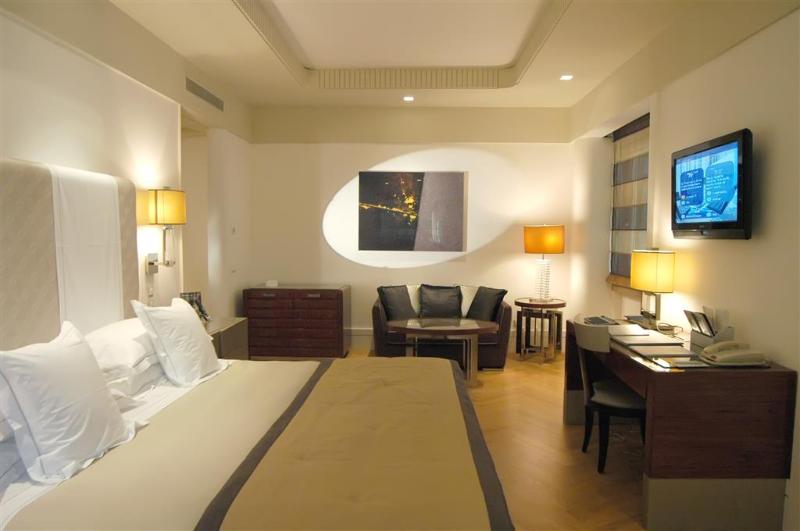 Полулюкс, Meliá Genova