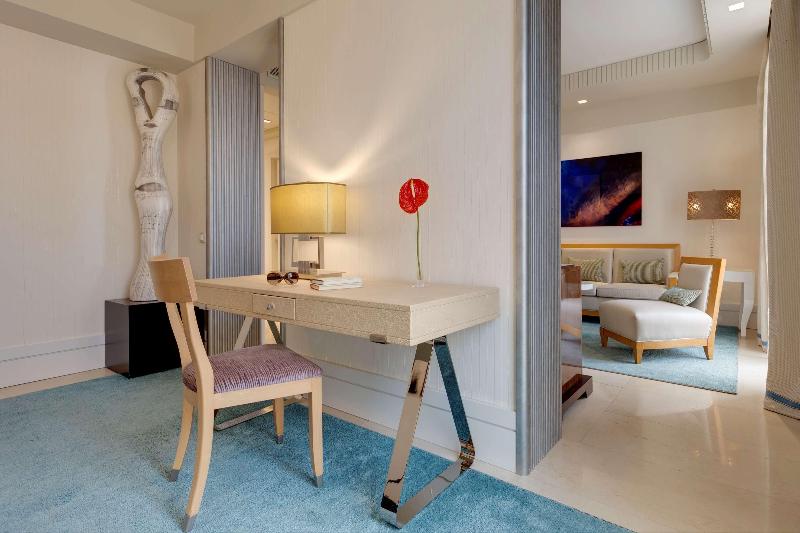 Люкс с Террасой, Meliá Genova