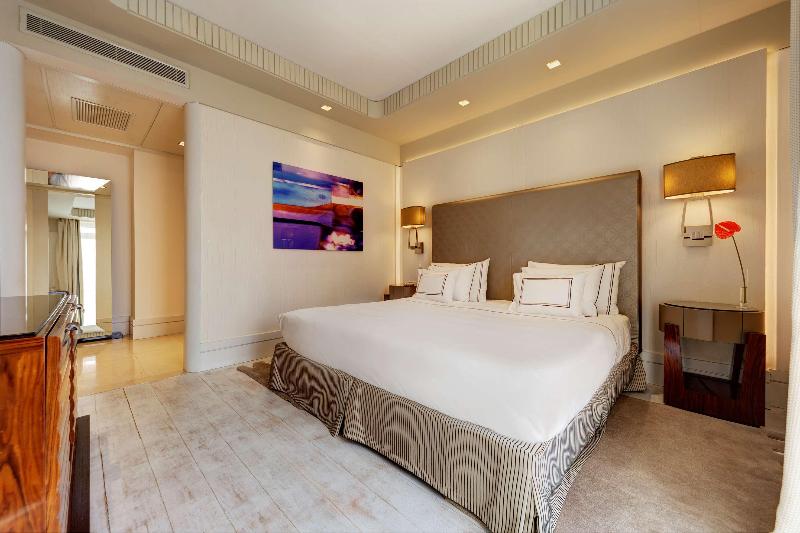 Люкс с Террасой, Meliá Genova