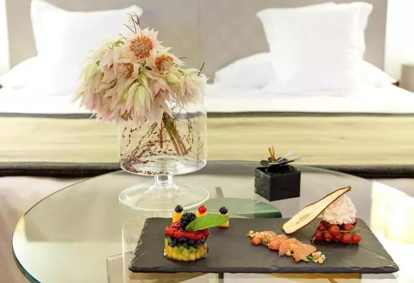 اتاق استاندارد, Meliá Genova