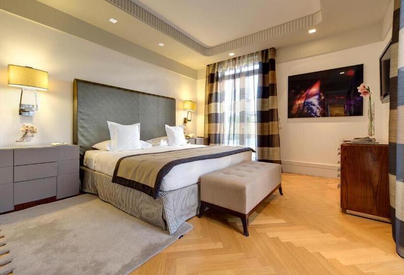 Люкс с Террасой, Meliá Genova