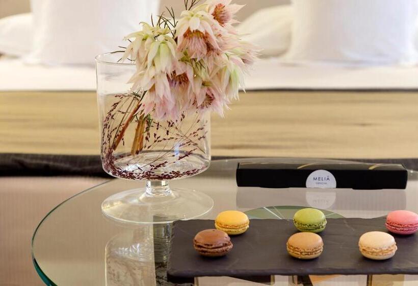 Семейный Номер, Meliá Genova