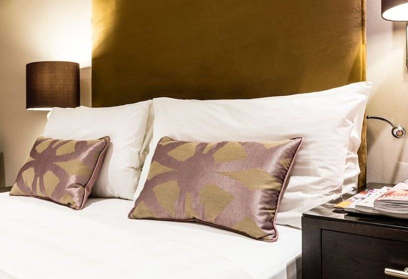 标准间, Montagu Place