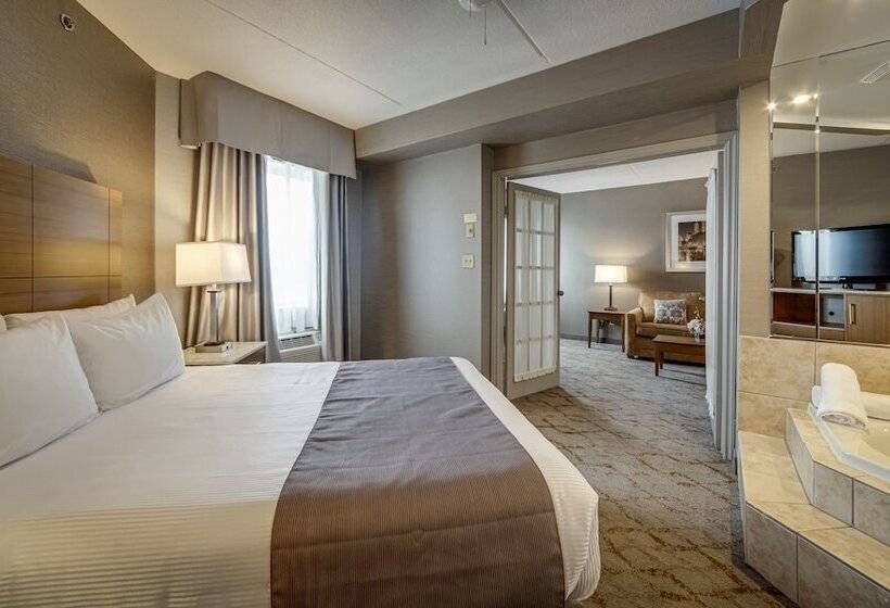 Suíte, Monte Carlo Inn Vaughan Suites