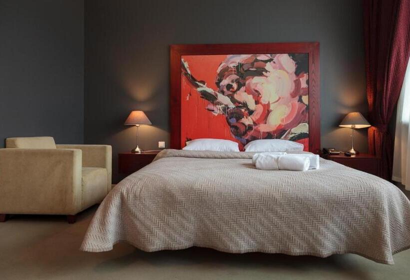 اتاق خانوادگی, Navalis, Klaipėda