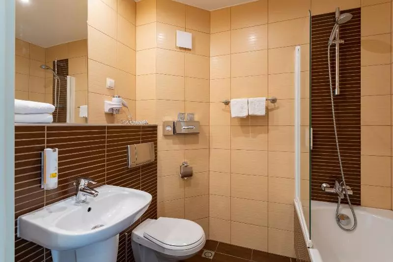 スタンダードシングルルーム, Qubus Hotel Zielona Góra
