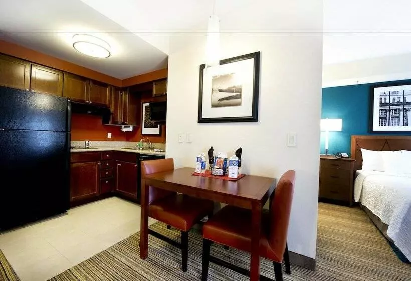سوییت, Residence Inn By Marriott Mississaugaairport Corporate Centre West