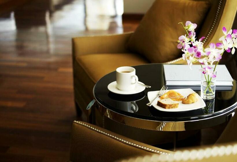 חדר קלאב, Sheraton Grand Panama