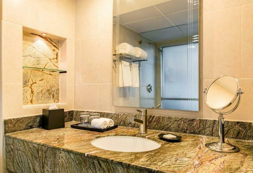 חדר קלאב, Sheraton Grand Panama