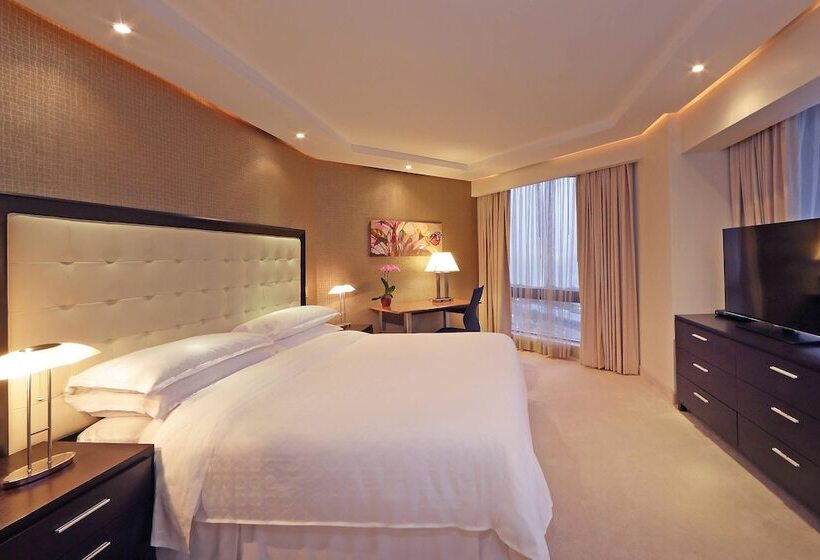 חדר קלאב, Sheraton Grand Panama