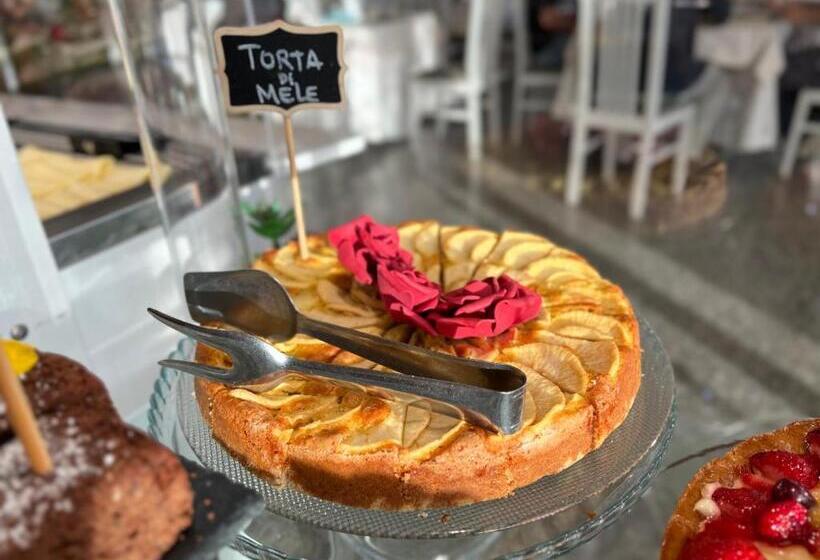 اتاق استاندارد چهارنفره با بالکن, Soleblu