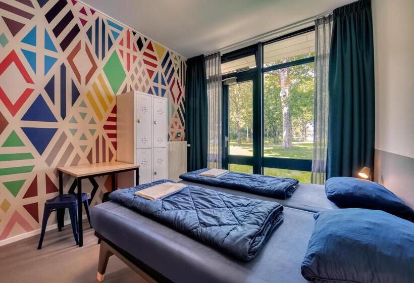 Семейный Номер, Stayokay Hostel Maastricht