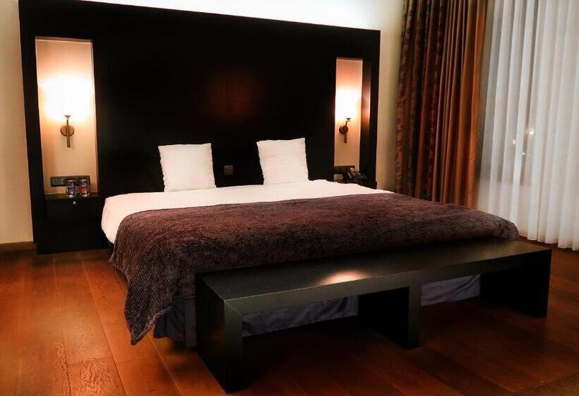 高级大房间, Van Eyck