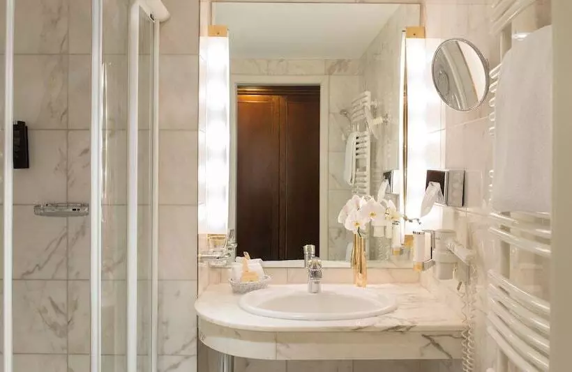 اتاق سوپریور یک تخته, Victor S Residenz Hotel Saarbrücken