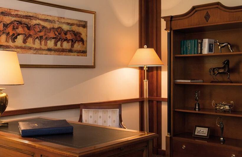 Люкс, Victor S Residenz Hotel Saarbrücken