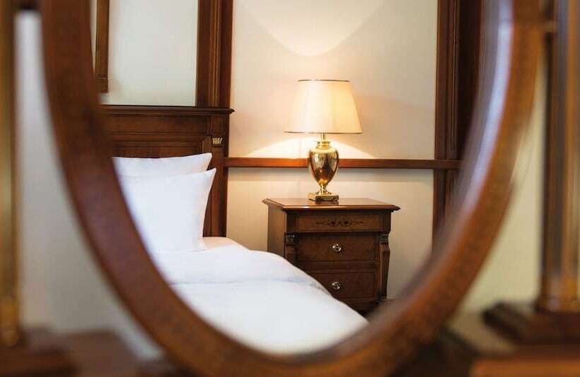 Люкс, Victor S Residenz Hotel Saarbrücken