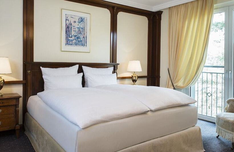 Люкс, Victor S Residenz Hotel Saarbrücken