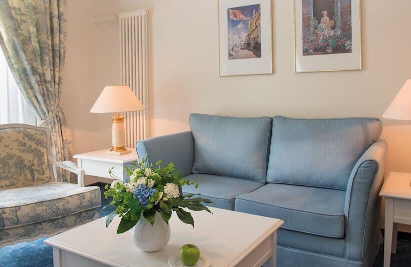 Полулюкс, Victor S Residenz Hotel Saarbrücken