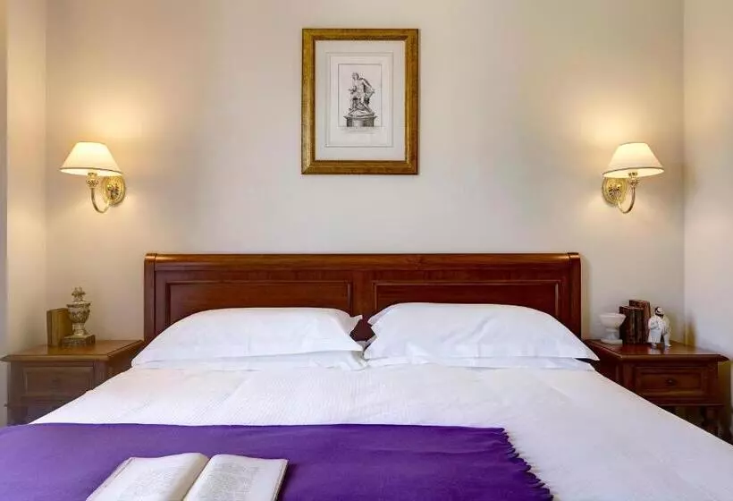 Comfort-huone, Villa Cattani Stuart Xvii Secolo
