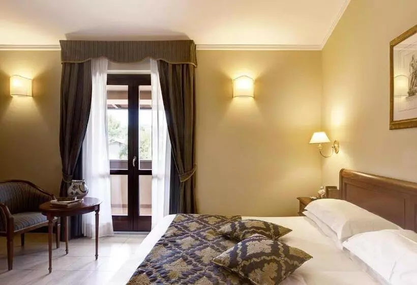 Superior-huone, Villa Cattani Stuart Xvii Secolo