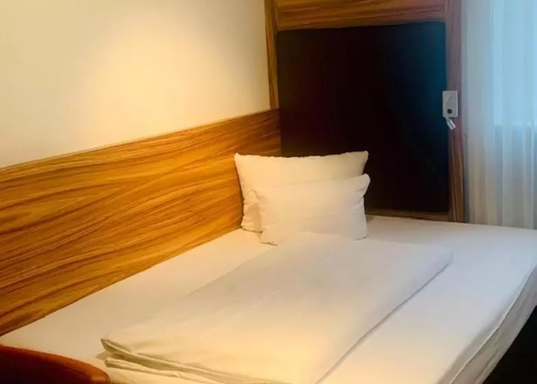 エコノミールーム, Achat Hotel Regensburg Herzog Am Dom