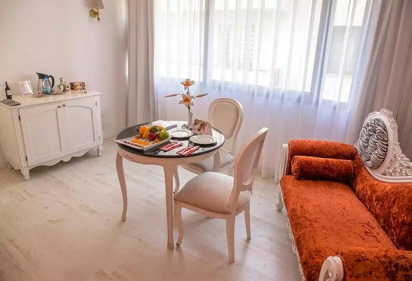 Suite, Beyond