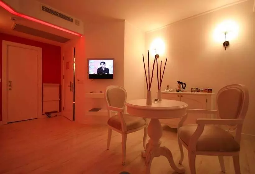 Suite, Beyond
