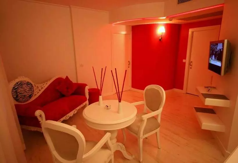 Suite, Beyond