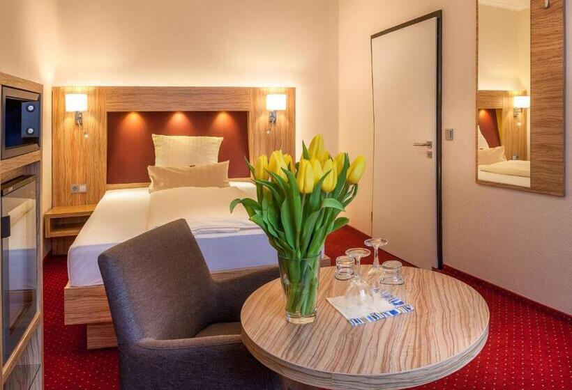 غرفة قياسية, City