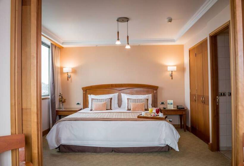 جناح, Gran Pacifico