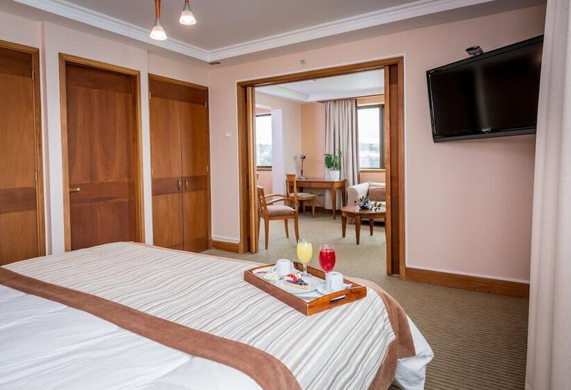 جناح, Gran Pacifico