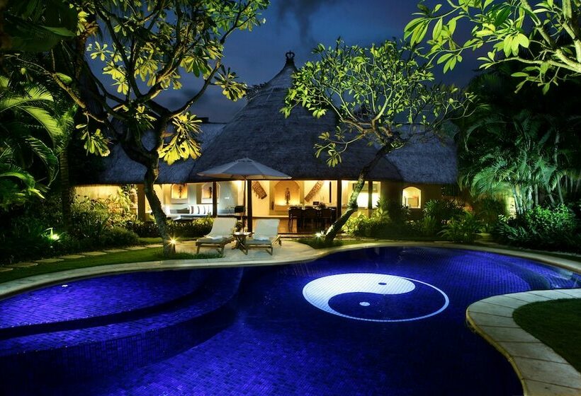 فيلا 3 غرف نوم مزودة بحمام سباحة, Impiana Private Villas Seminyak