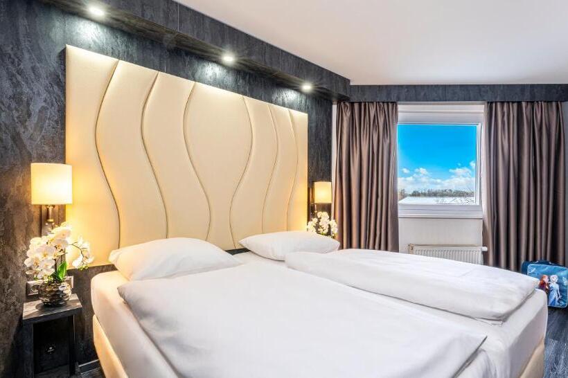 Номер Стандарт Трехместный, Plaza Inn Mühldorf