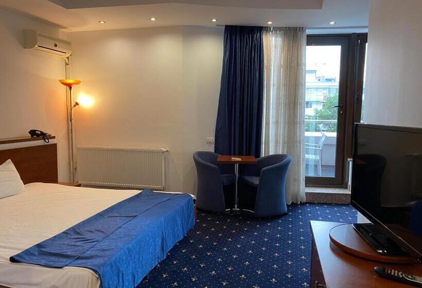 اتاق استاندارد با تخت بزرگ, Samaa