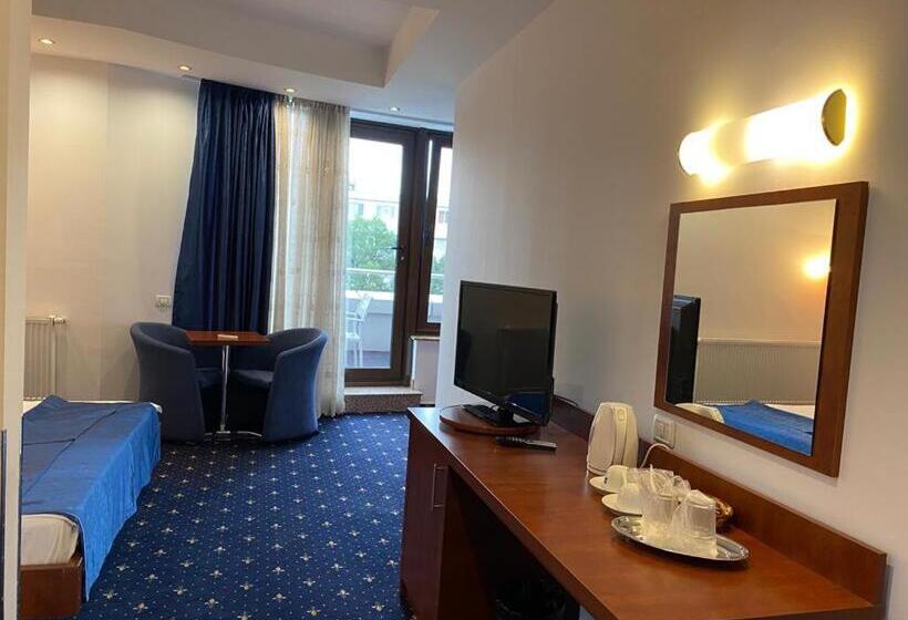 اتاق استاندارد با تخت بزرگ, Samaa