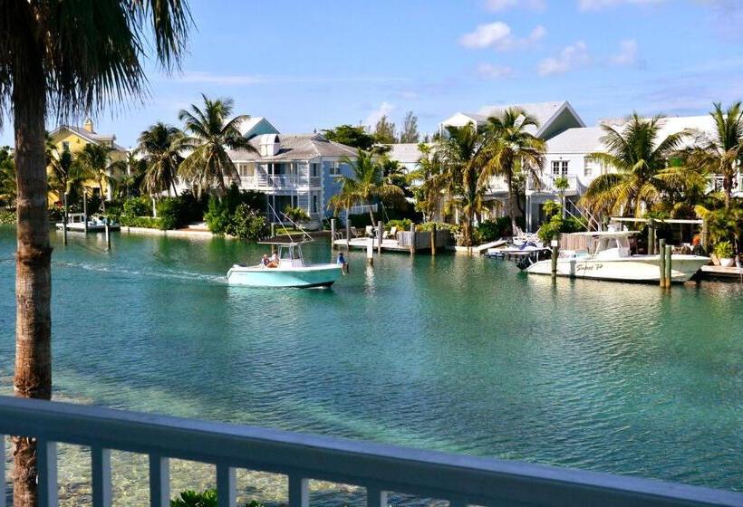 سوئیت دلوکس 2 خوابه, Sandyport Beach Resort