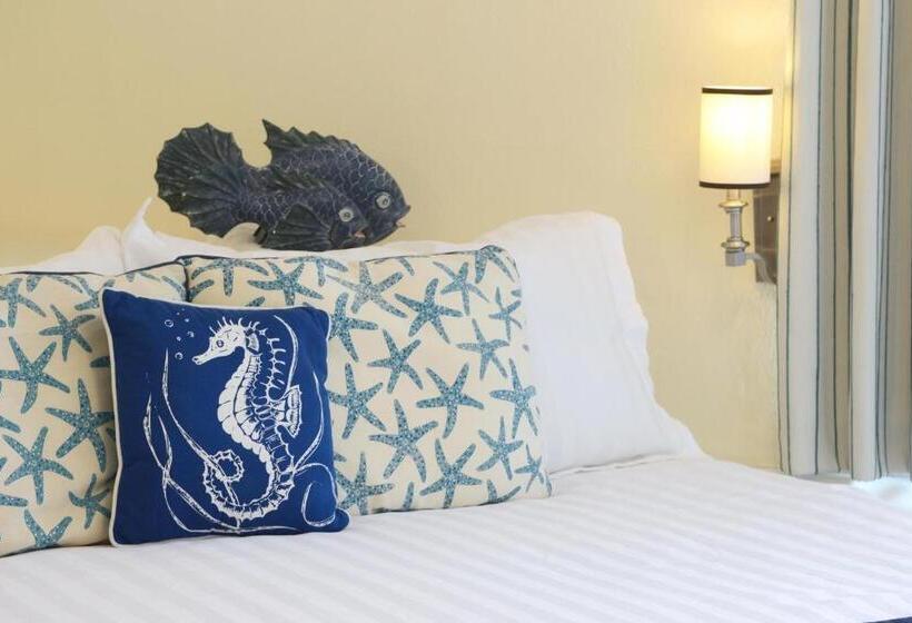 سوئیت دلوکس 3 خوابه, Sandyport Beach Resort