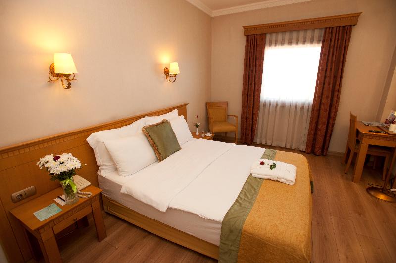 Трехместный Номер Классика, Usta Park