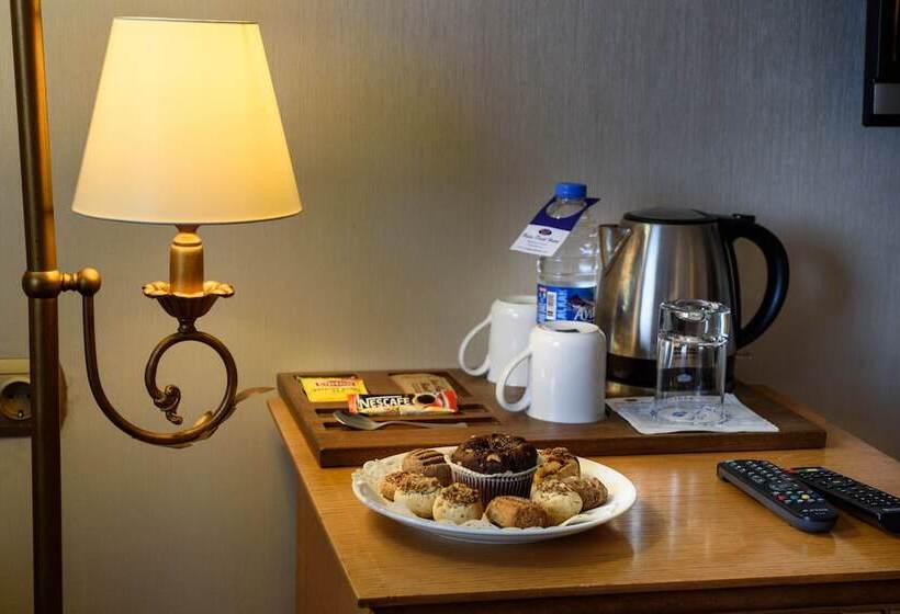 Классический Номер, Usta Park