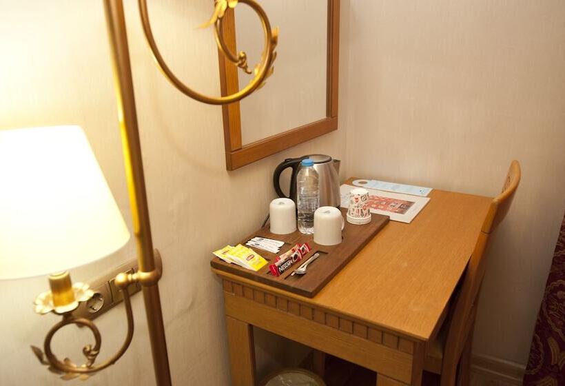 Классический Номер, Usta Park