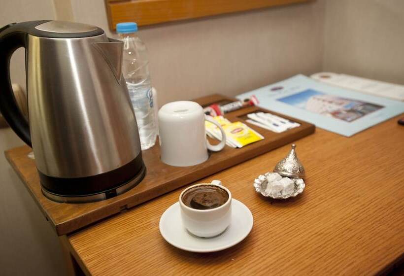 Классический Номер, Usta Park