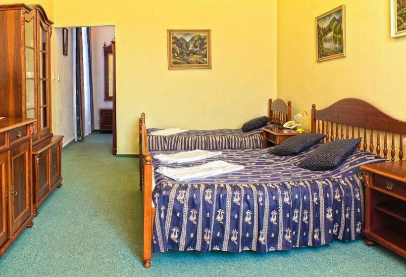 Háromágyas Standard Szoba, Zlatá Stoupa