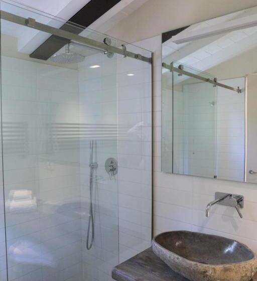 اتاق لوکس با بالکن و چشمانداز دریا, La Casa Dei Limoni