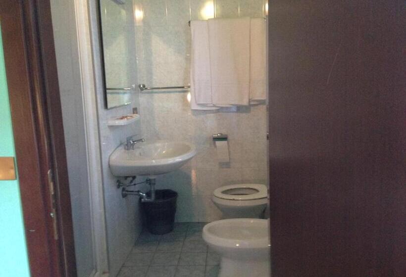 חדר סטנדרט יחיד, Bonola