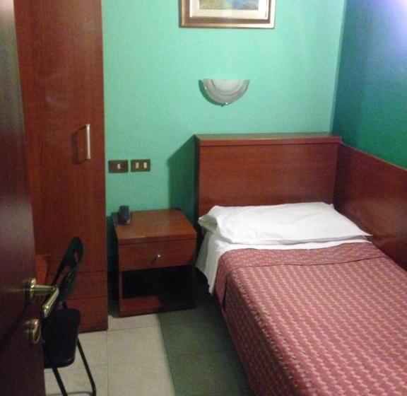 חדר סטנדרט יחיד, Bonola