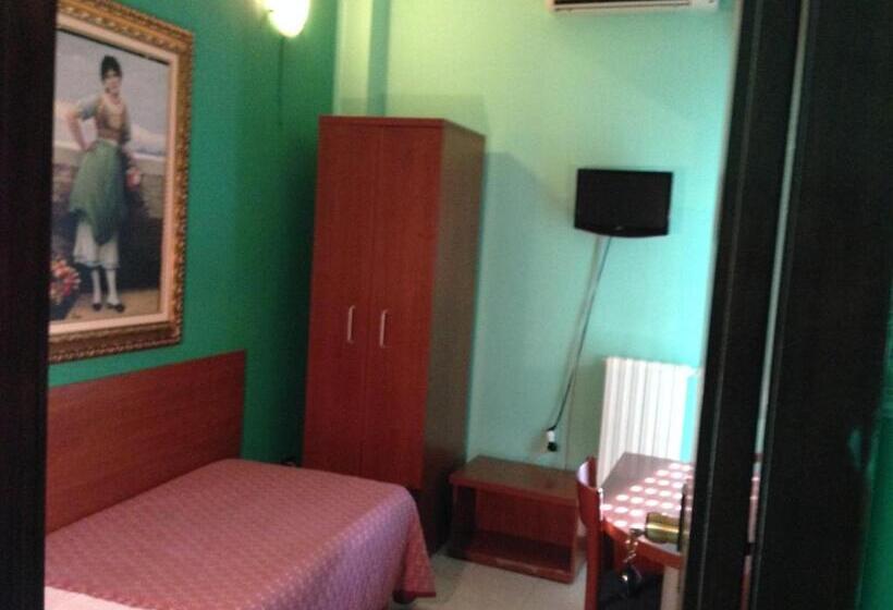 חדר סטנדרט יחיד, Bonola