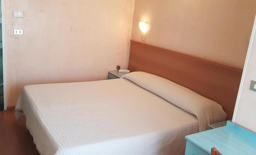 اتاق استاندارد, Britannia Rimini Marina Centro