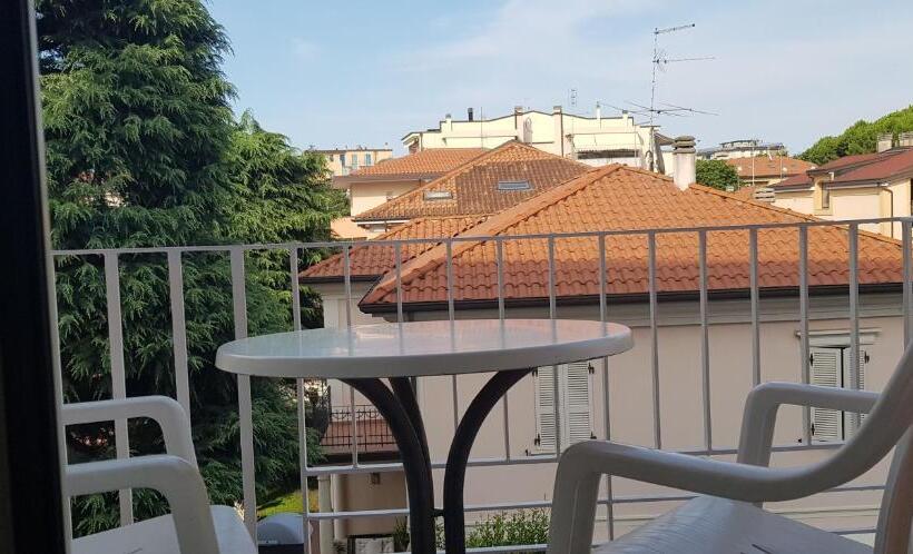 اتاق استاندارد یک نفره, Britannia Rimini Marina Centro